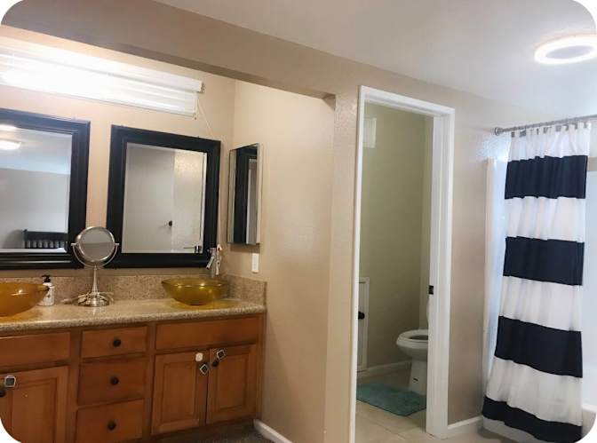 Faye's room