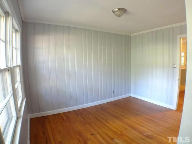 Alcove Rooms's room