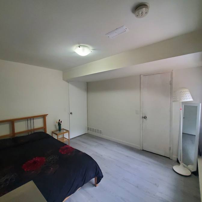 Azal's room