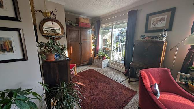 Lana's room