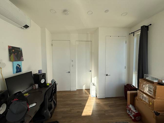 Juan's room