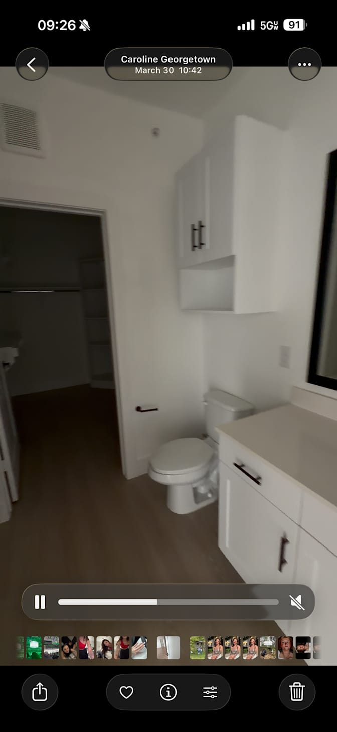 Victoria's room
