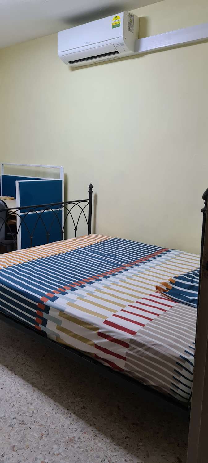 Elvina Ong's room