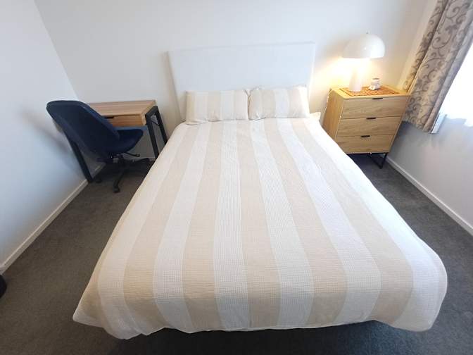 Jon's room