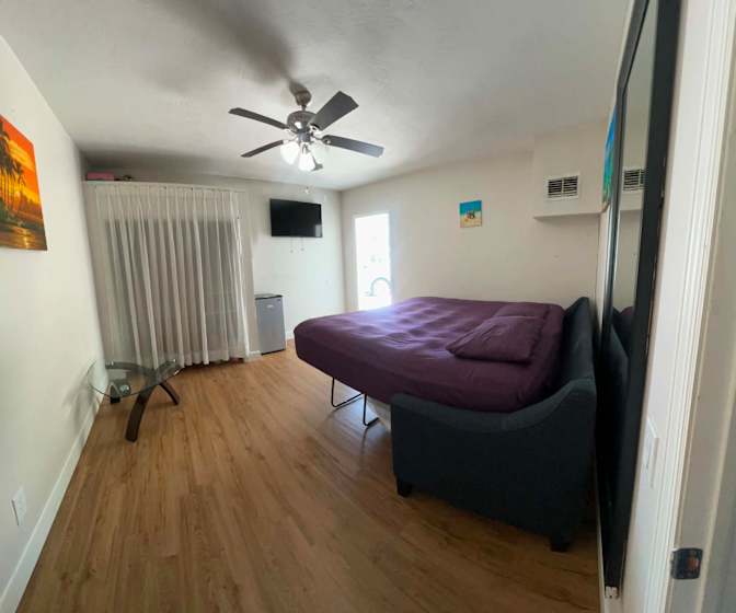 Lisa's room