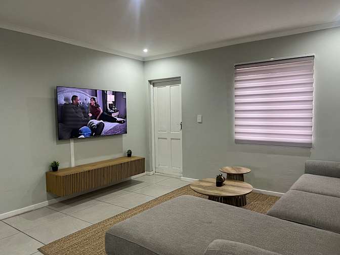 Tee's room