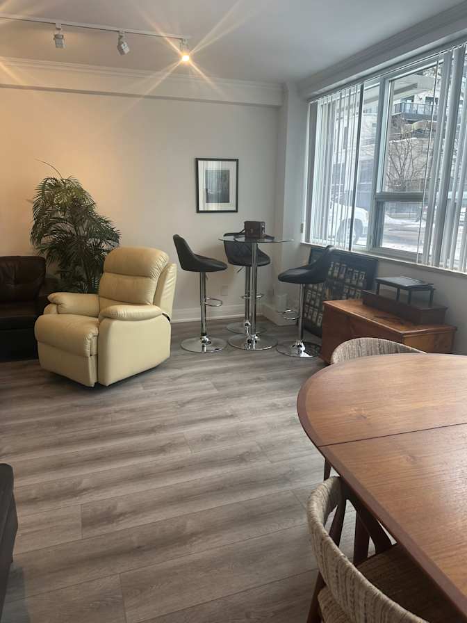 Evan Barootes's room