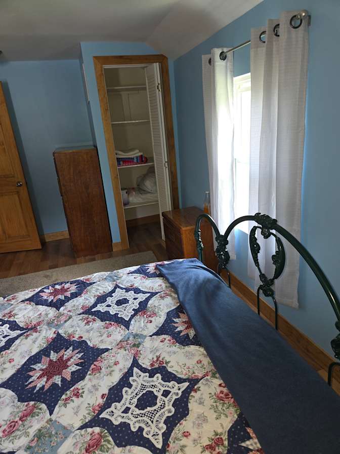 Susan Thorsteinson's room