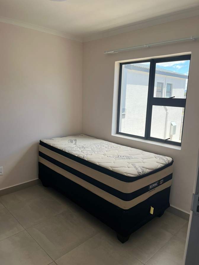 Feliz's room