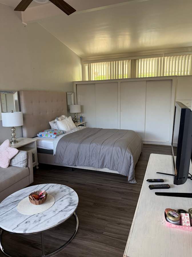 Julio and Gabby's room