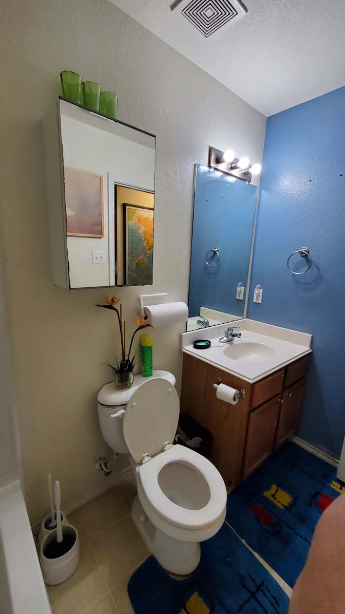 Donald B Ganung's room