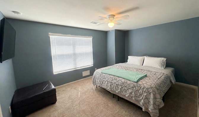 PadSplit's room