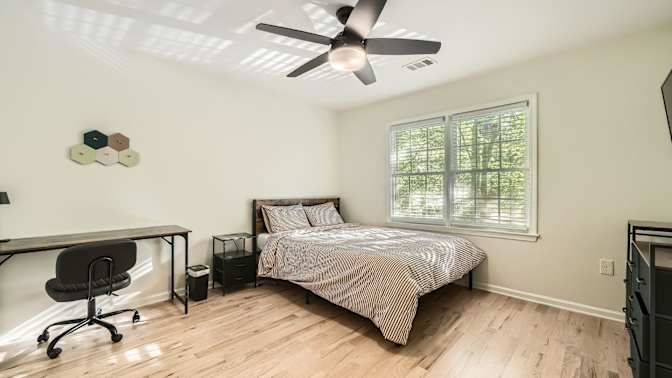 PadSplit's room