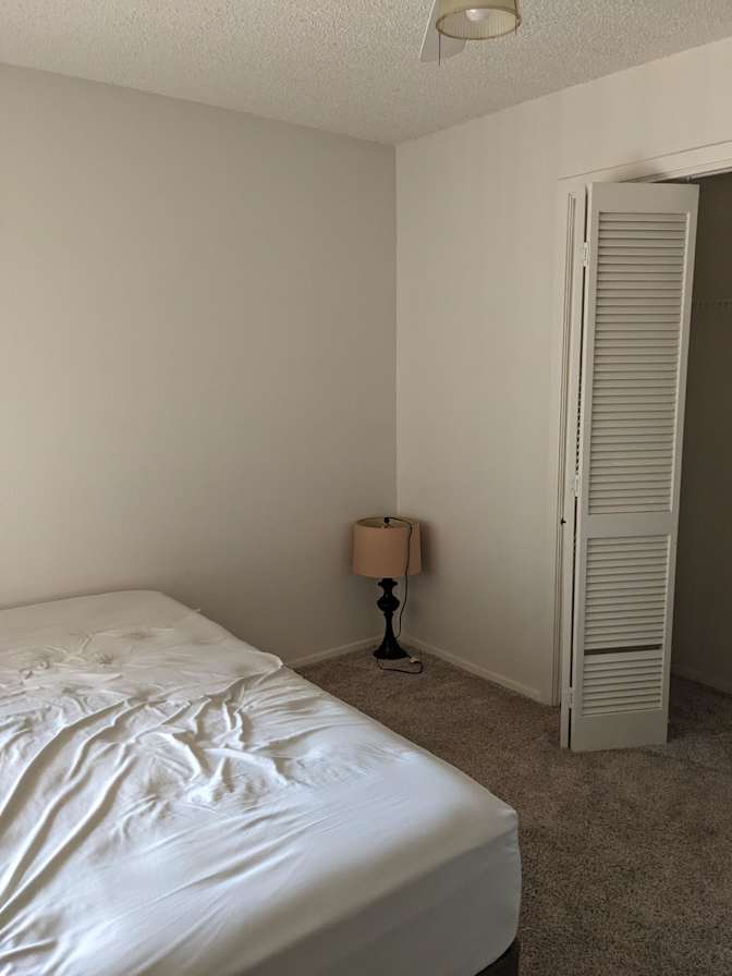 Iny's room