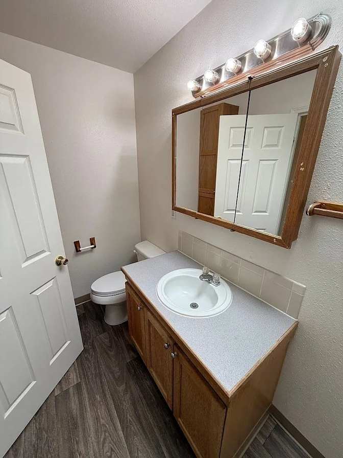 Jasmine's room