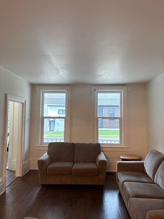 Kelly's room