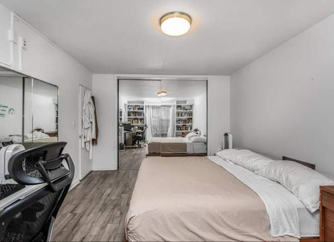 Julia's room