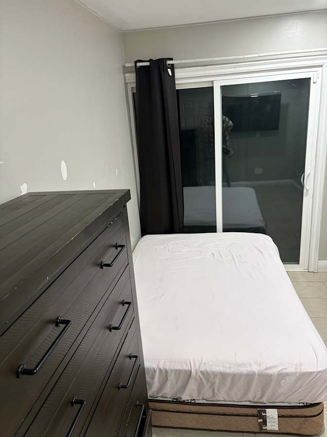 YESENIA's room