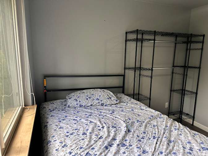 Tam's room