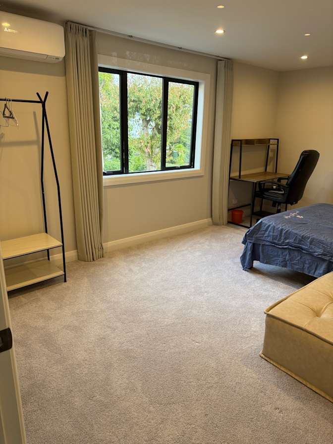 MX's room