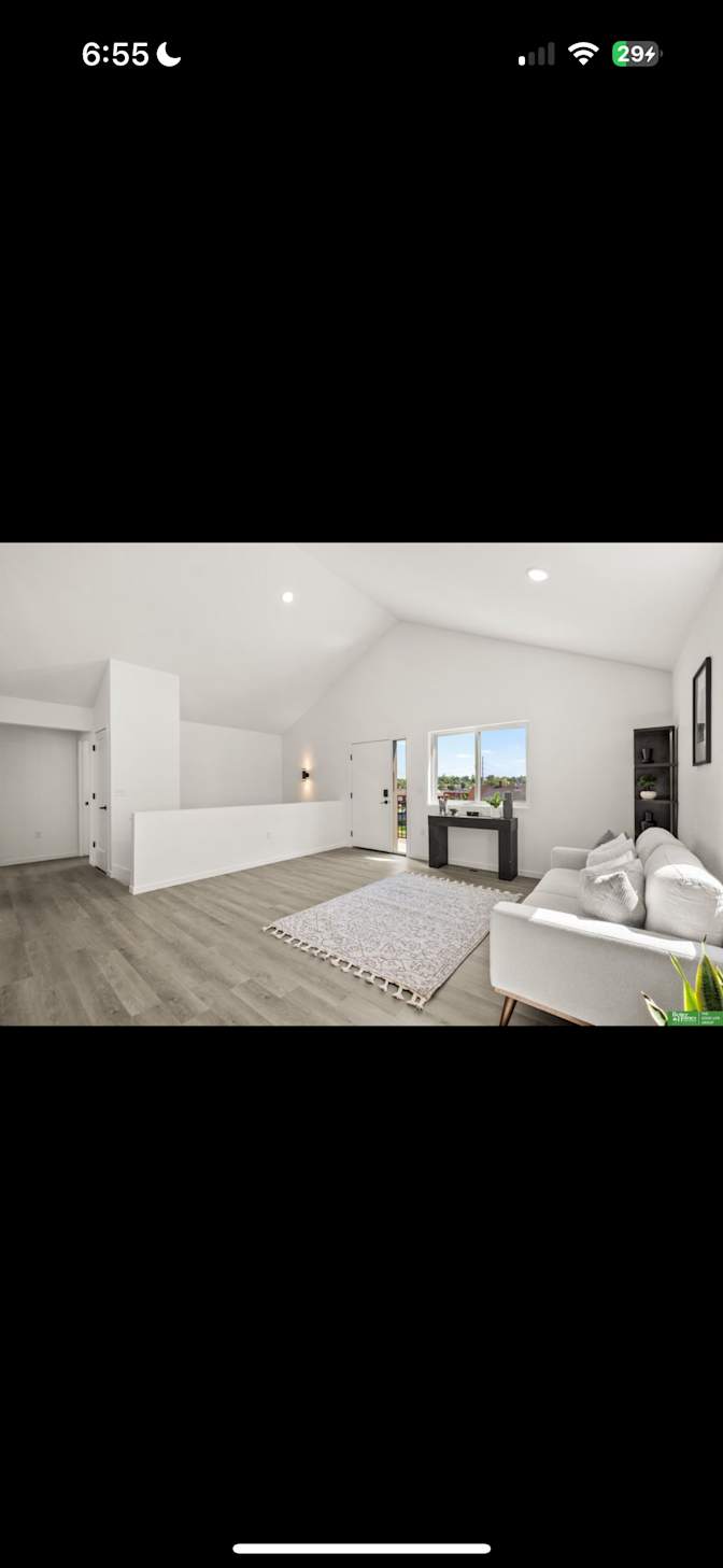 Antonio's room