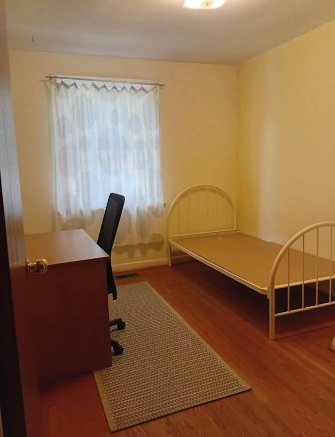 Tara's room
