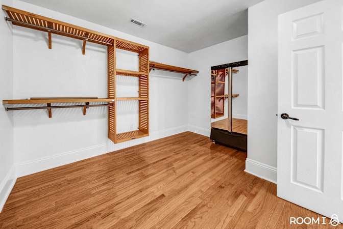 Life Unlocked Rentals's room