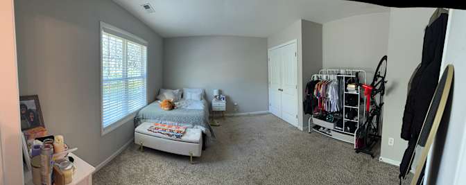 Ana's room