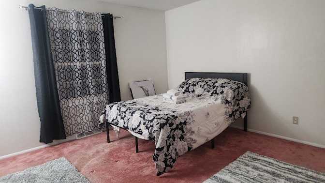 Faz's room