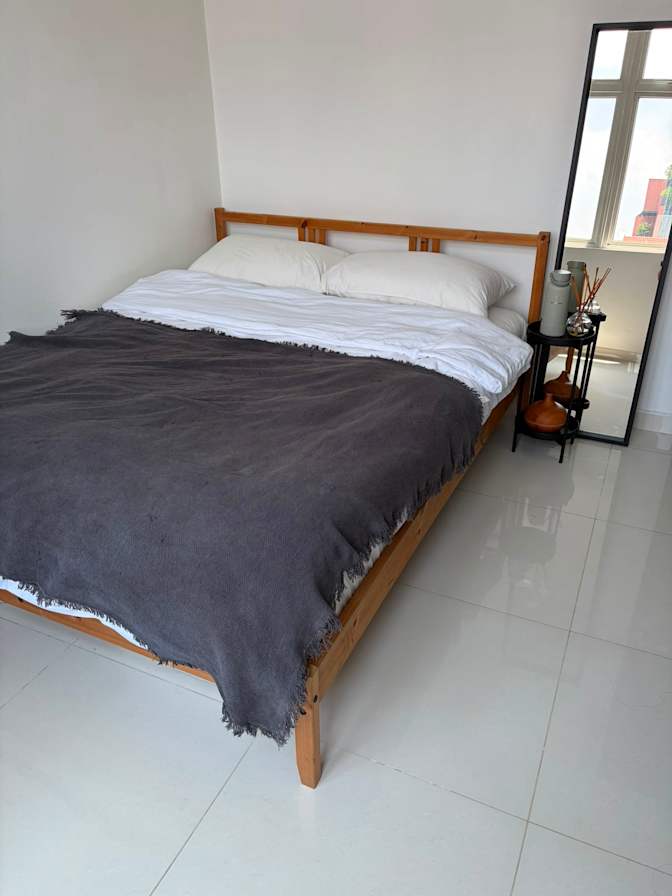 Linh's room