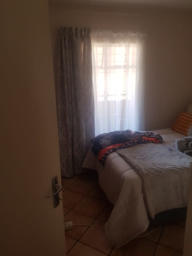 Dipuo's room