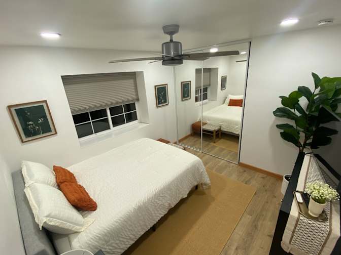 Mark's room