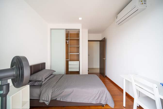 MLVH's room