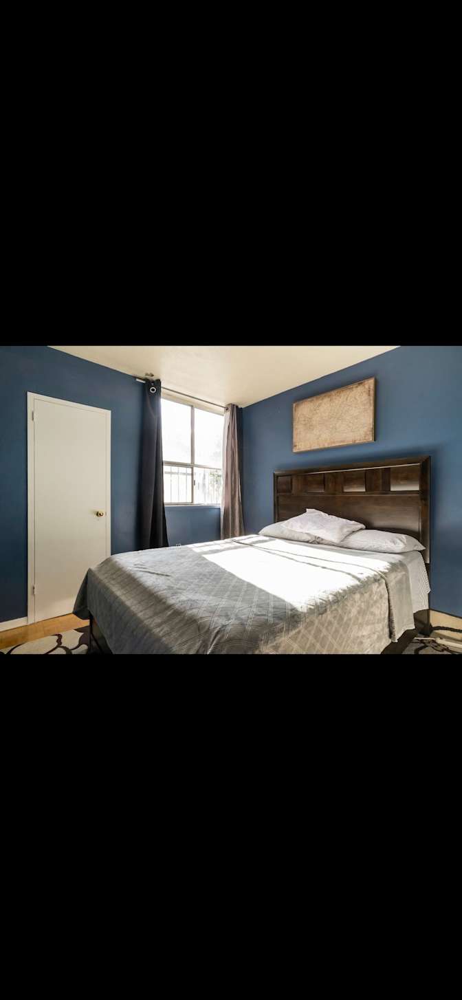 Bj's room
