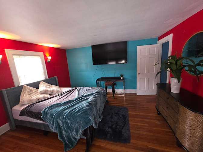 Sa'id's room
