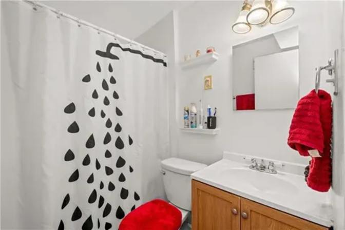 le's room