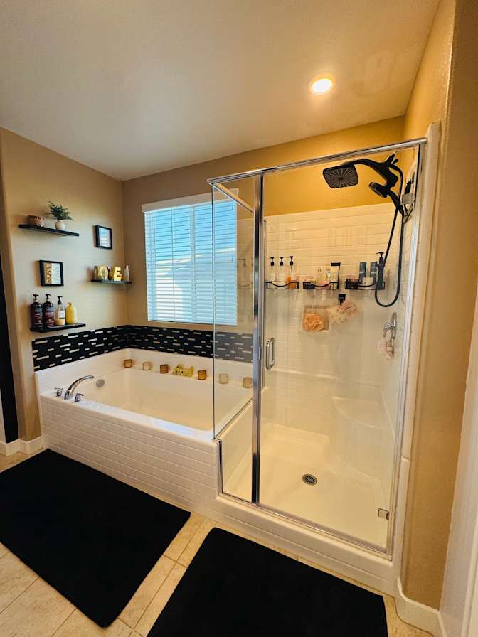 Alexis's room