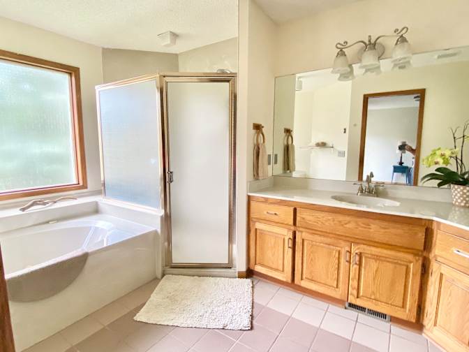 Canmore Rental's room