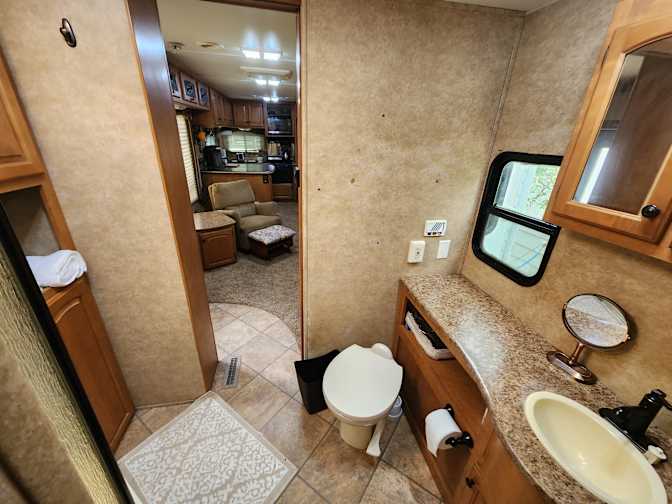 wdrinshed's room