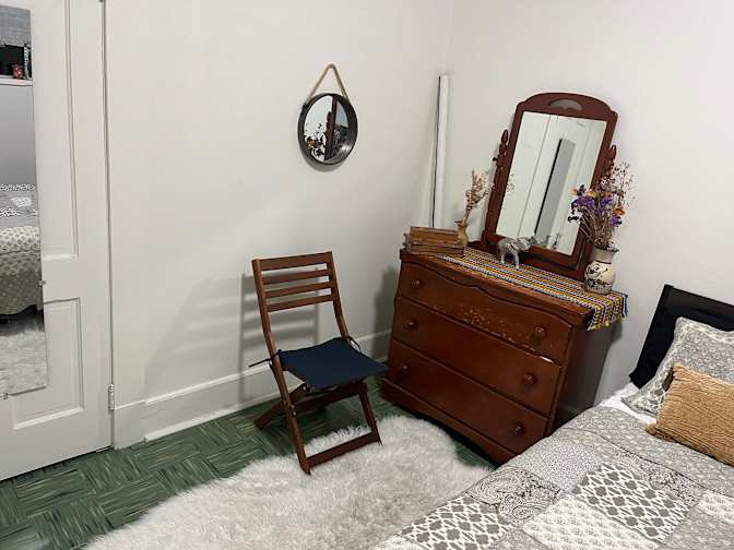 pat's room