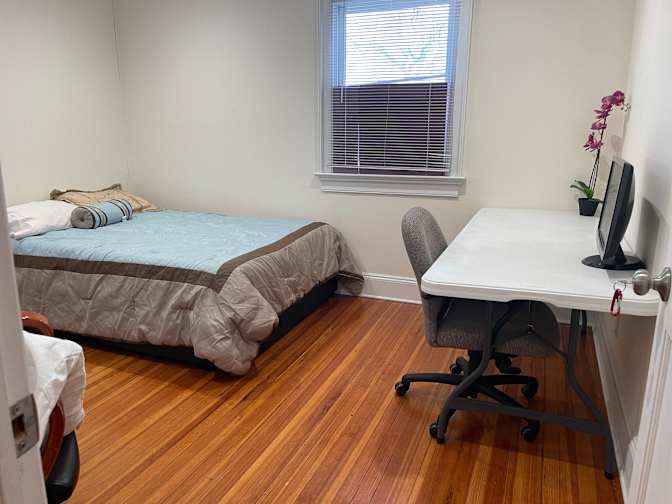 Felicia's room