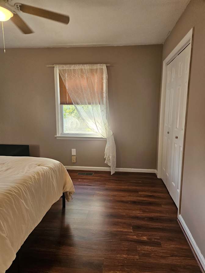 Andrea's room