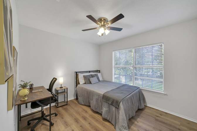 PadSplit's room