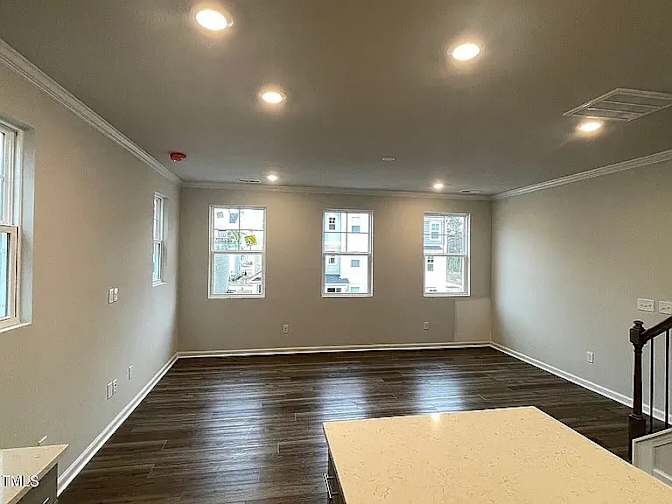 Alcove Rooms's room