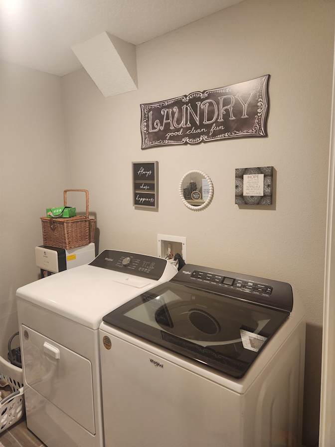 Donna's room