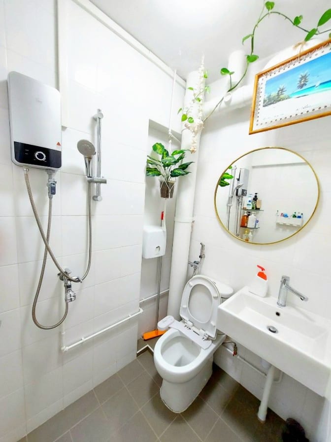 Landlady Ms Chua's room