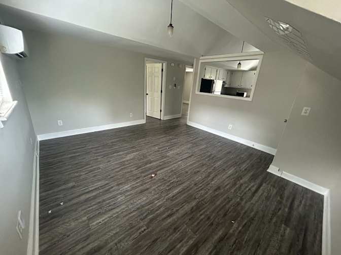 Alcove Rooms's room