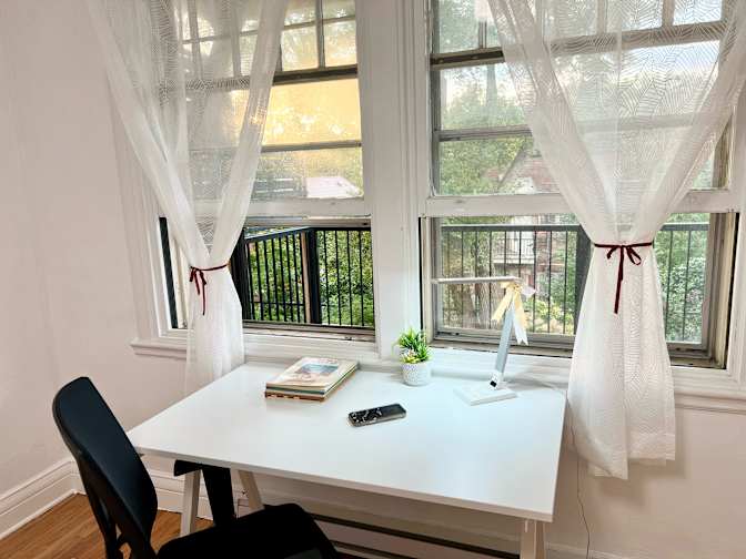 Nga Vu's room