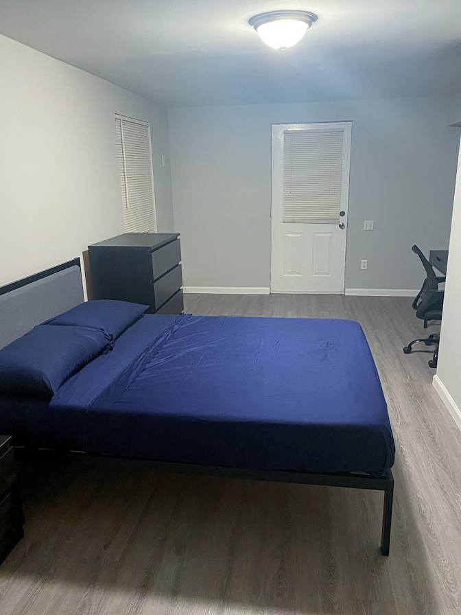 Malik's room