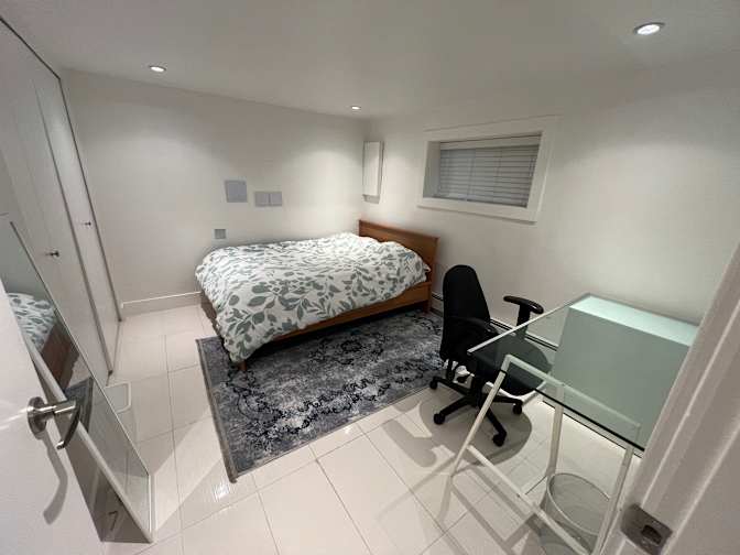 Melissa's room